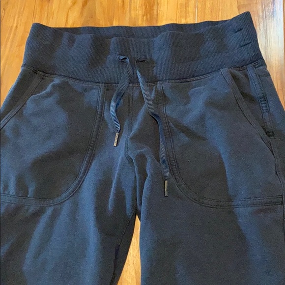 lululemon athletica Pants - LULULEMON JOGGERS🍋